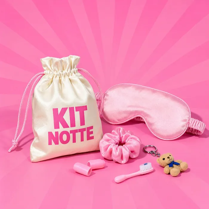 Kit notte con sacchetto, mascherina e spazzolino
